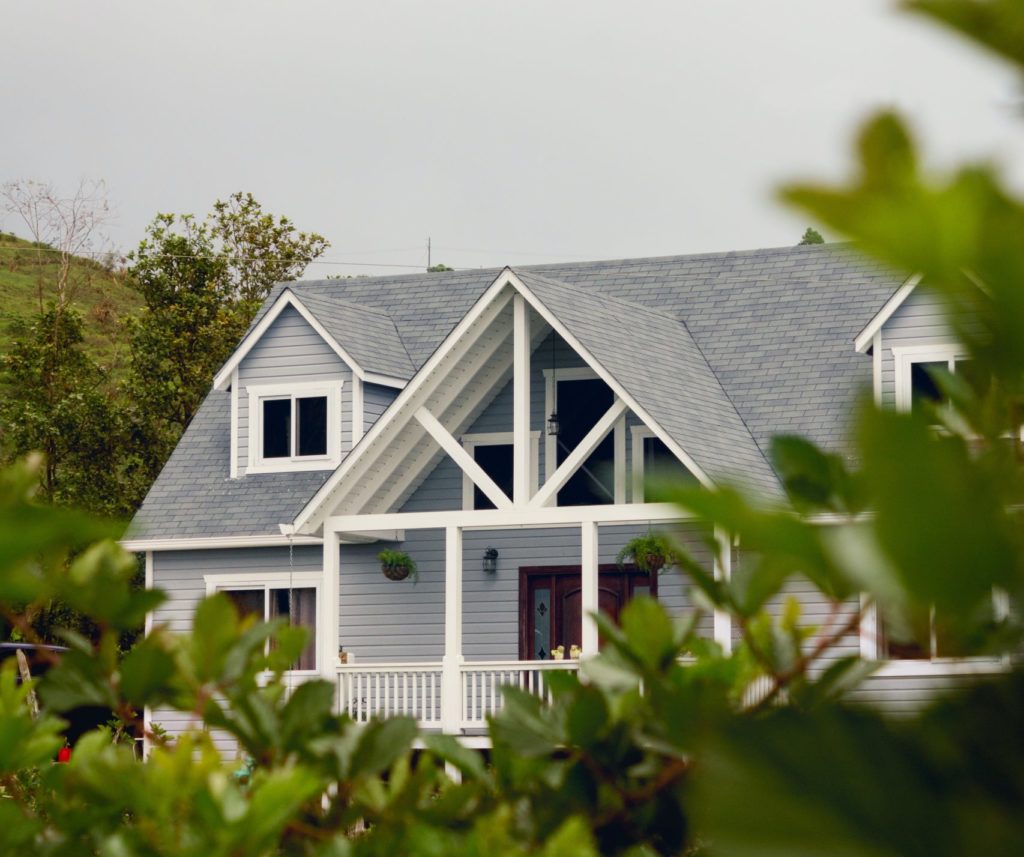 how to determine the cost of a new roof